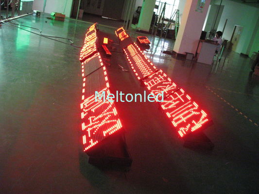 Segno facente scorrere principale elettronico commovente del messaggio che annuncia 220V/110V
